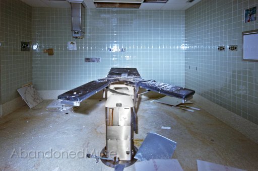 Ft Laud Hosp 9-1.jpg - According to a friend on FB this is a Urogynecology OR table.